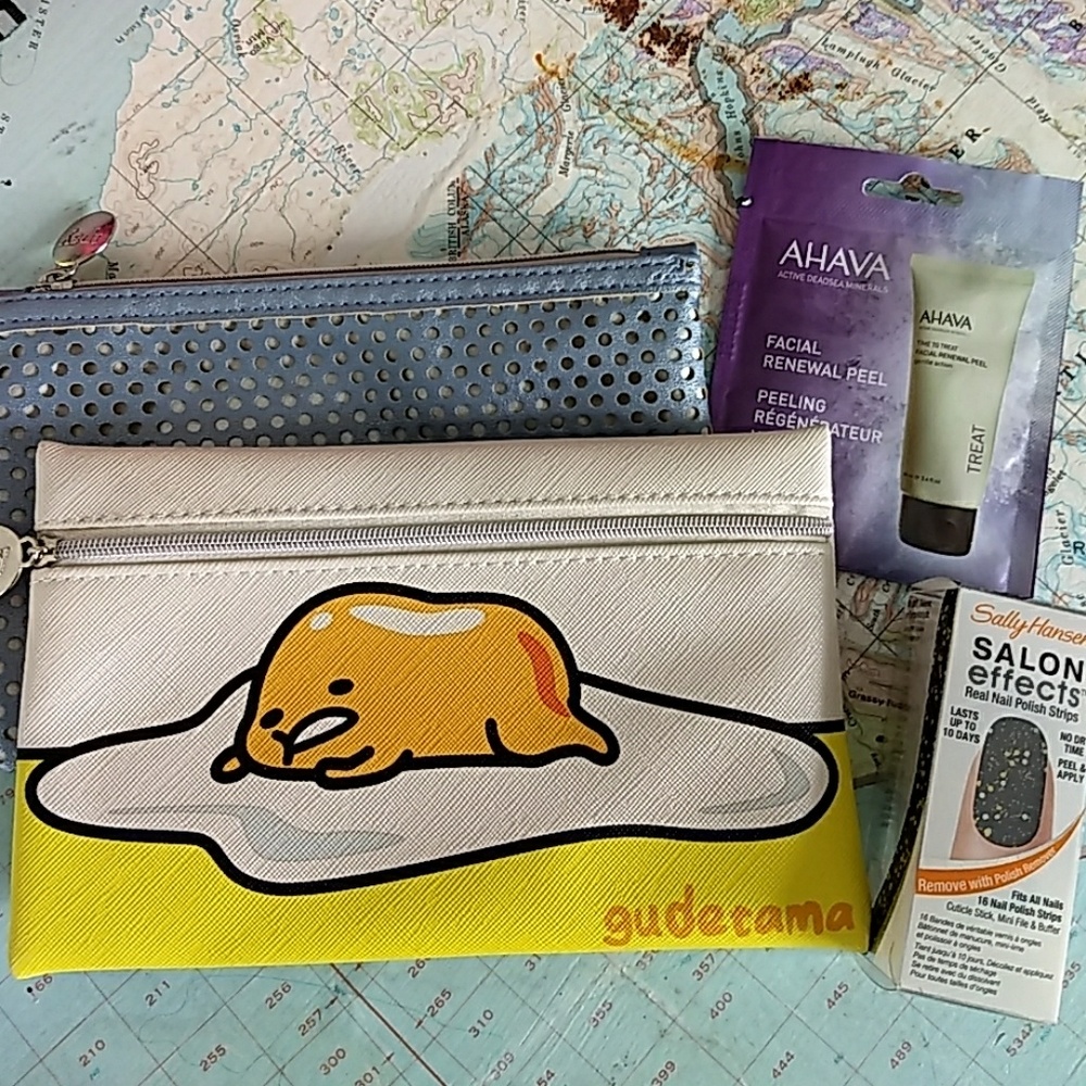 Cosmetic bag bundle